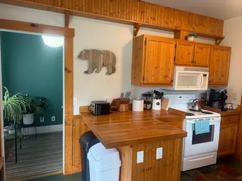 10 Sheldon Place Rutland City VT 05701