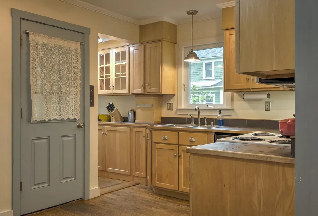 382 Park Avenue Keene NH 03431