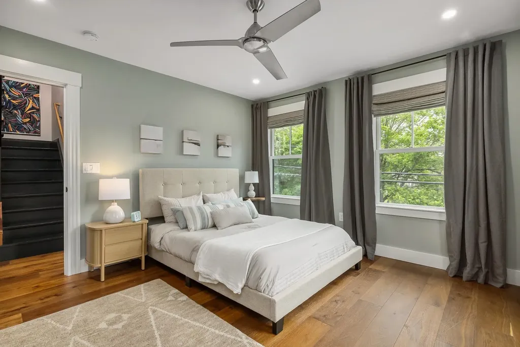 28 New Castle Avenue Portsmouth NH 03801