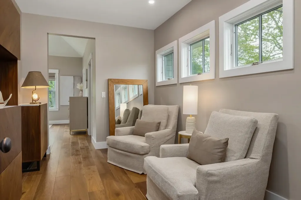28 New Castle Avenue Portsmouth NH 03801