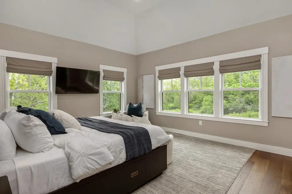 28 New Castle Avenue Portsmouth NH 03801