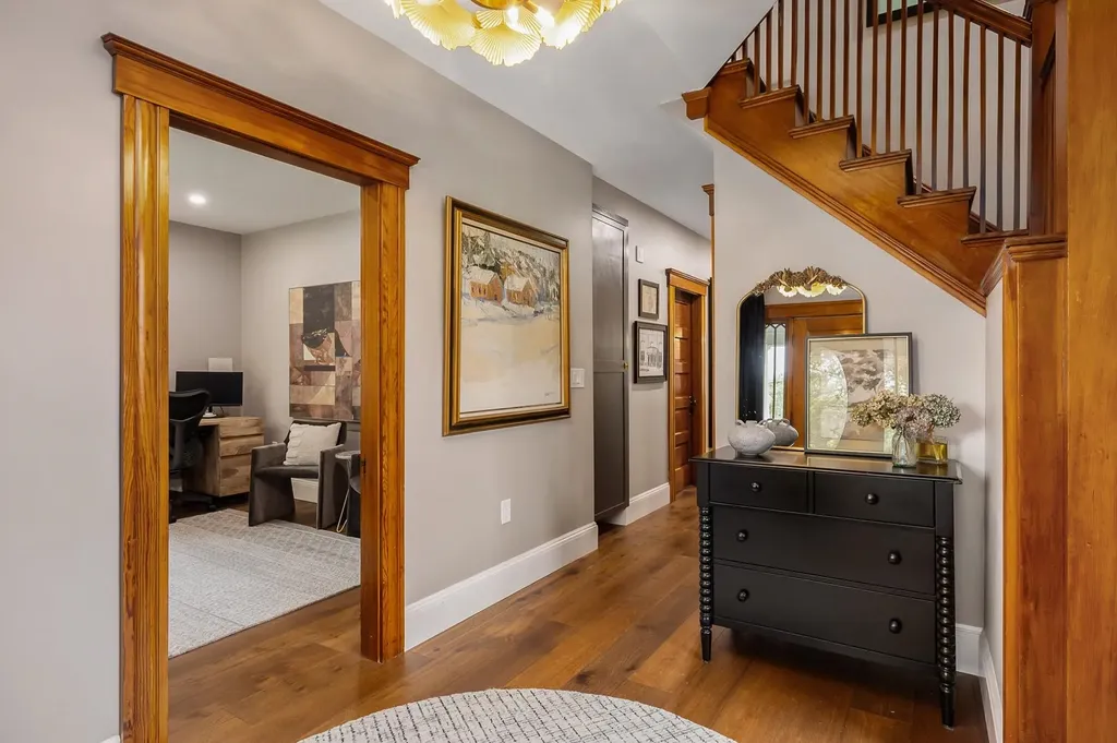 28 New Castle Avenue Portsmouth NH 03801