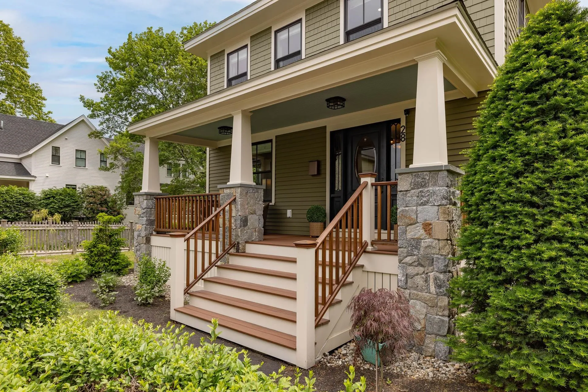 28 New Castle Avenue Portsmouth NH 03801