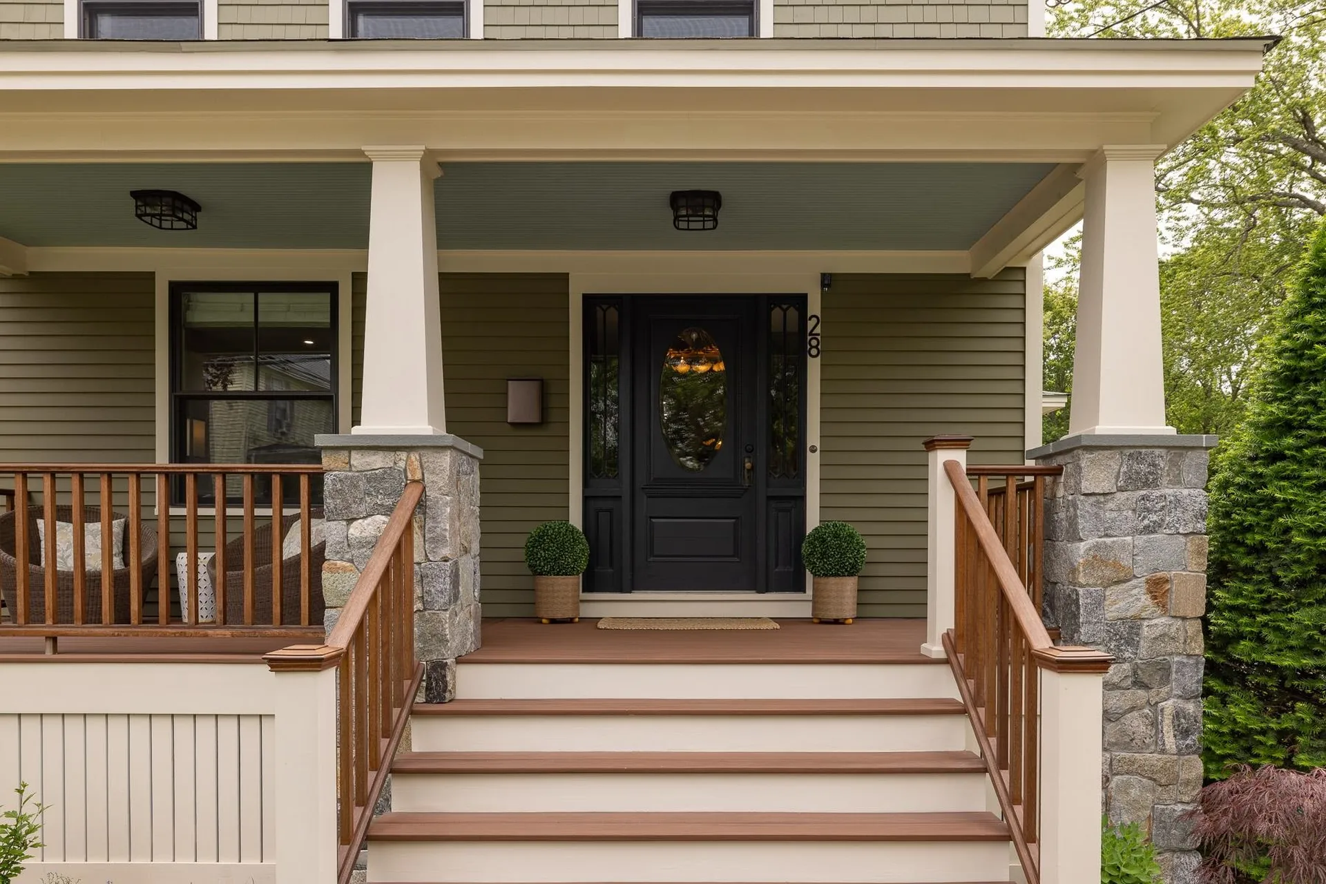 28 New Castle Avenue Portsmouth NH 03801