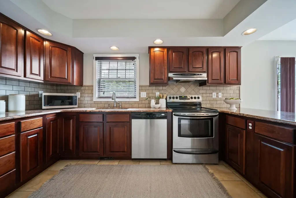 13 Becky Drive Salem NH 03079