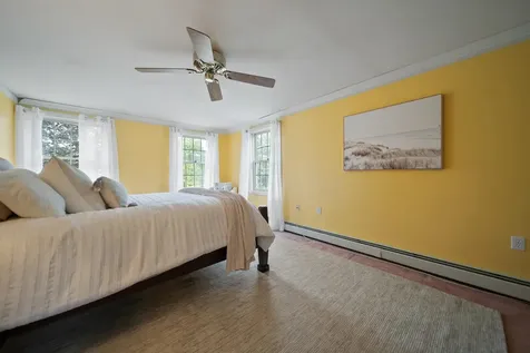 13 Becky Drive Salem NH 03079