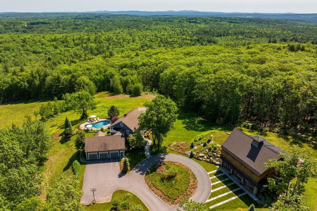 541 South Road Hopkinton NH 03229