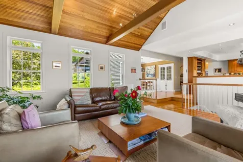 541 South Road Hopkinton NH 03229