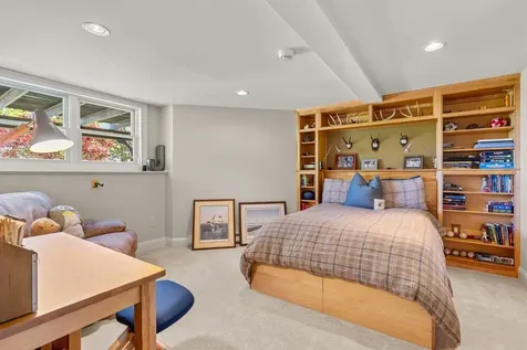 541 South Road Hopkinton NH 03229