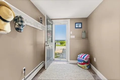 541 South Road Hopkinton NH 03229