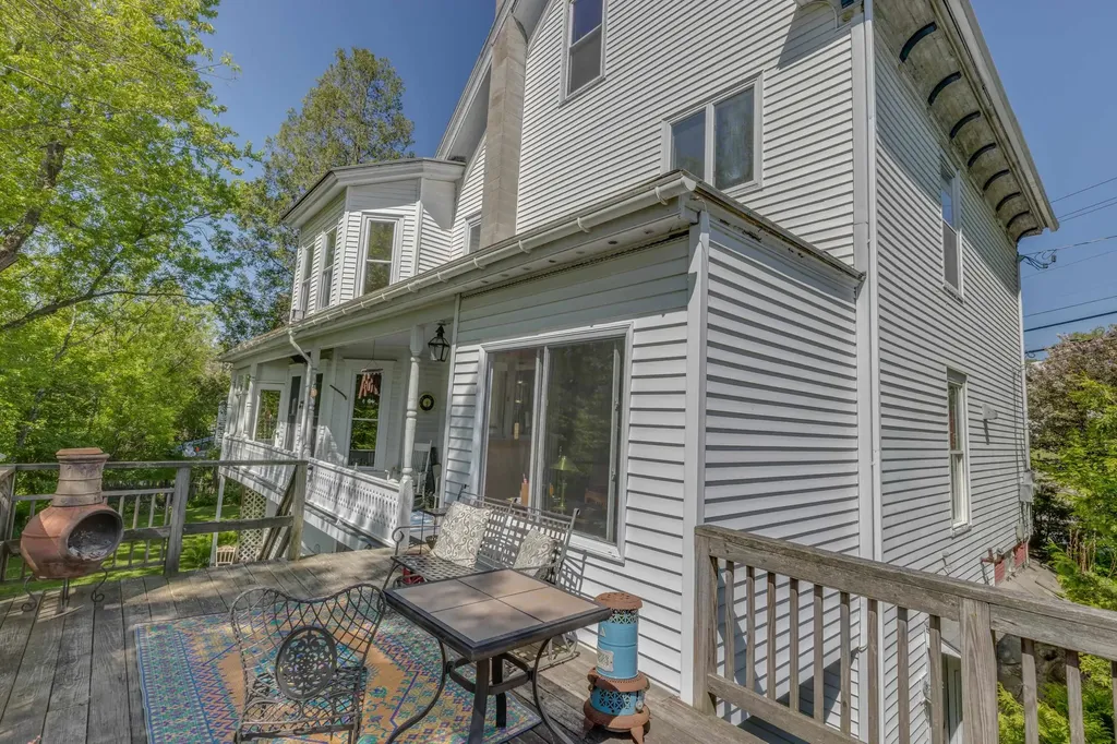 34 Union Street Littleton NH 03561