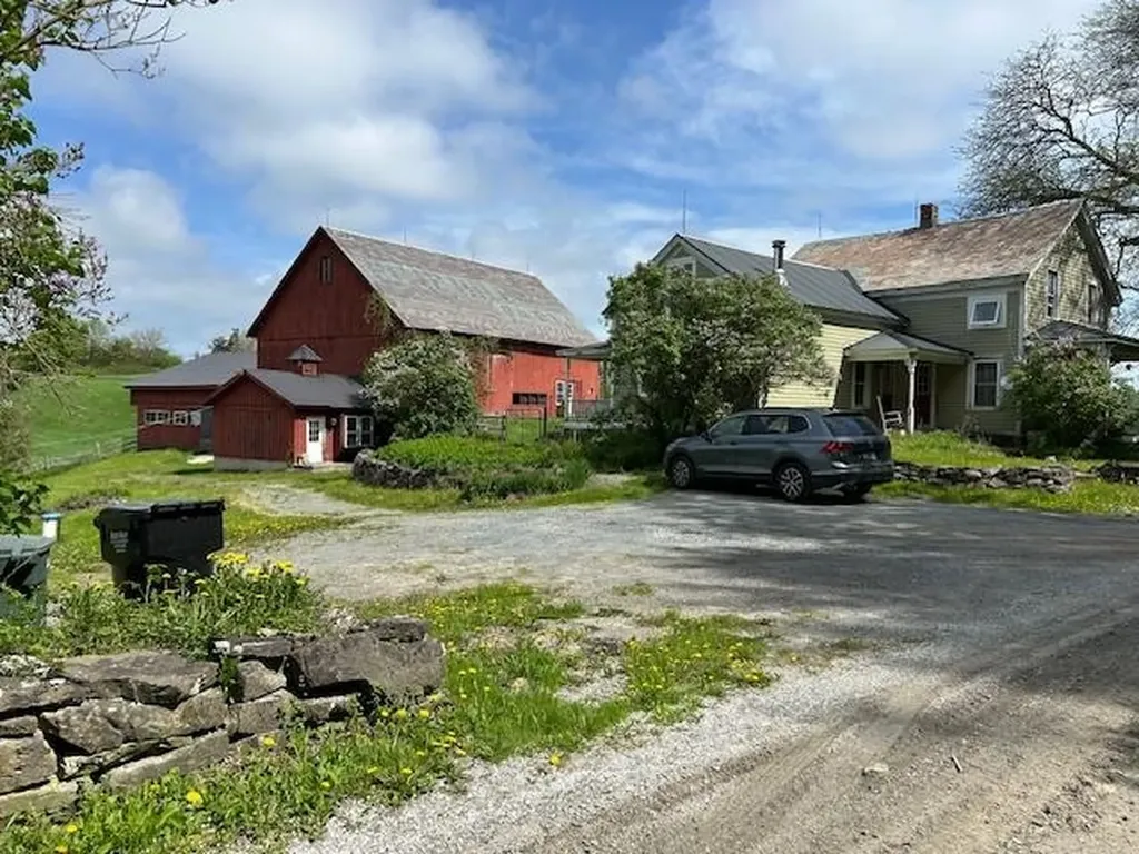1204 Money Hole Road Benson VT 05743
