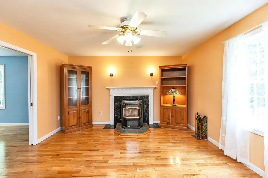 36 Glen Farm Road Temple NH 03084