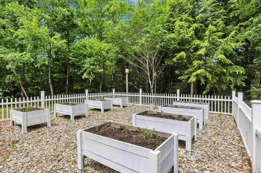 36 Glen Farm Road Temple NH 03084
