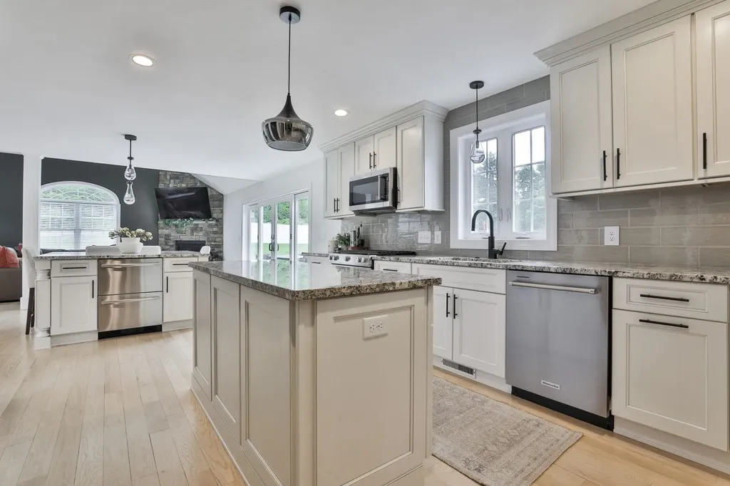 3 Pages Lane Atkinson NH 03811