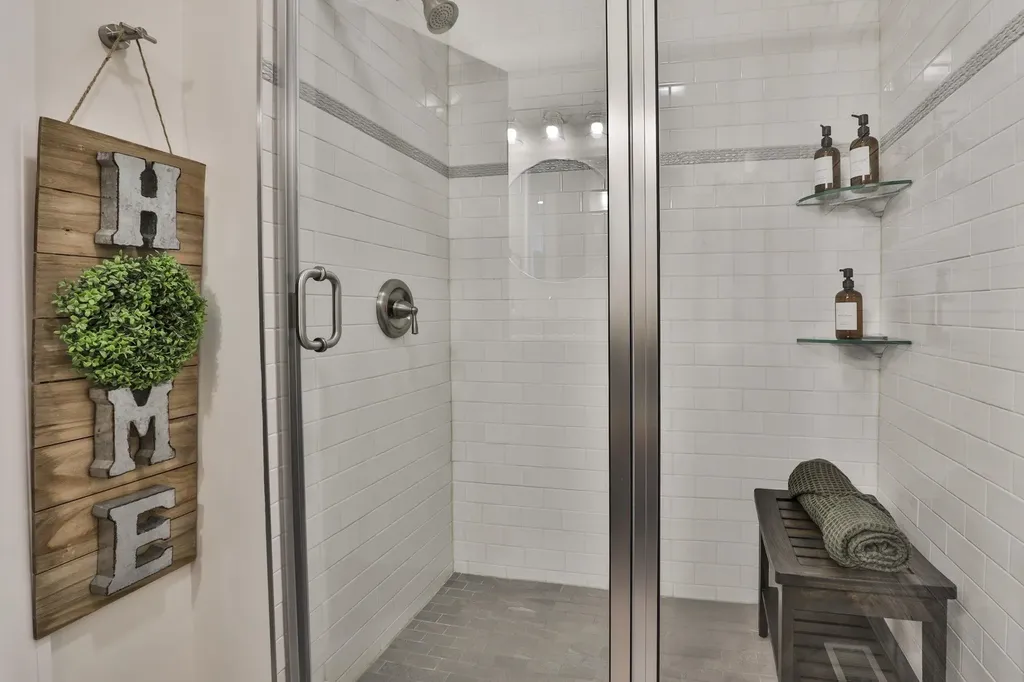 3 Pages Lane Atkinson NH 03811