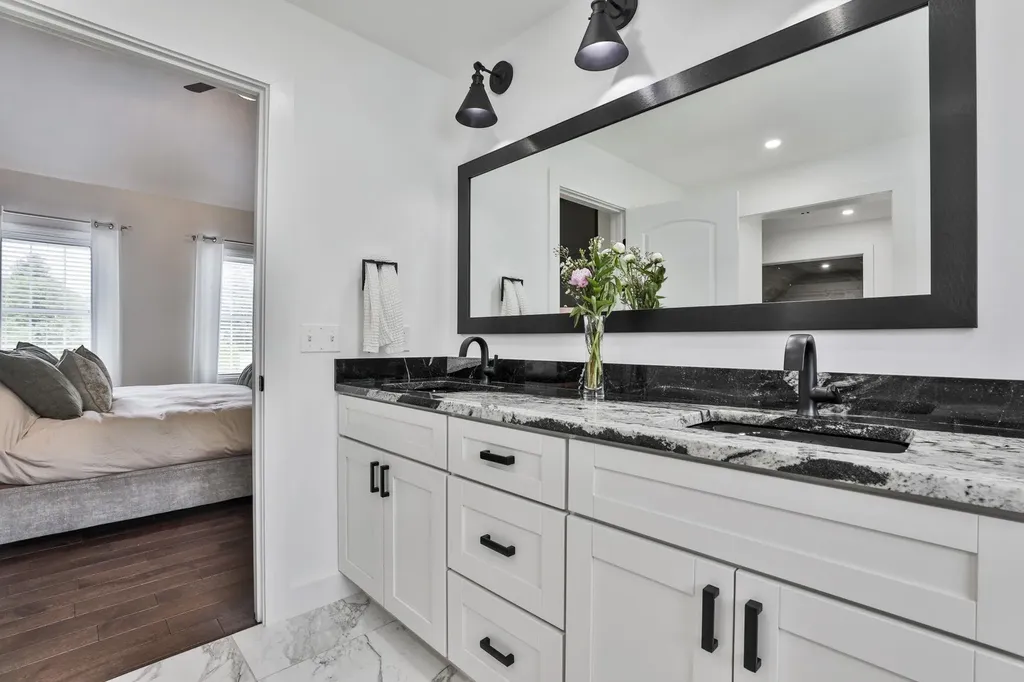 3 Pages Lane Atkinson NH 03811