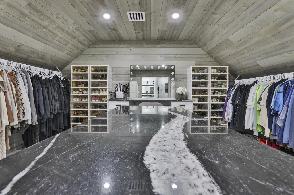 3 Pages Lane Atkinson NH 03811