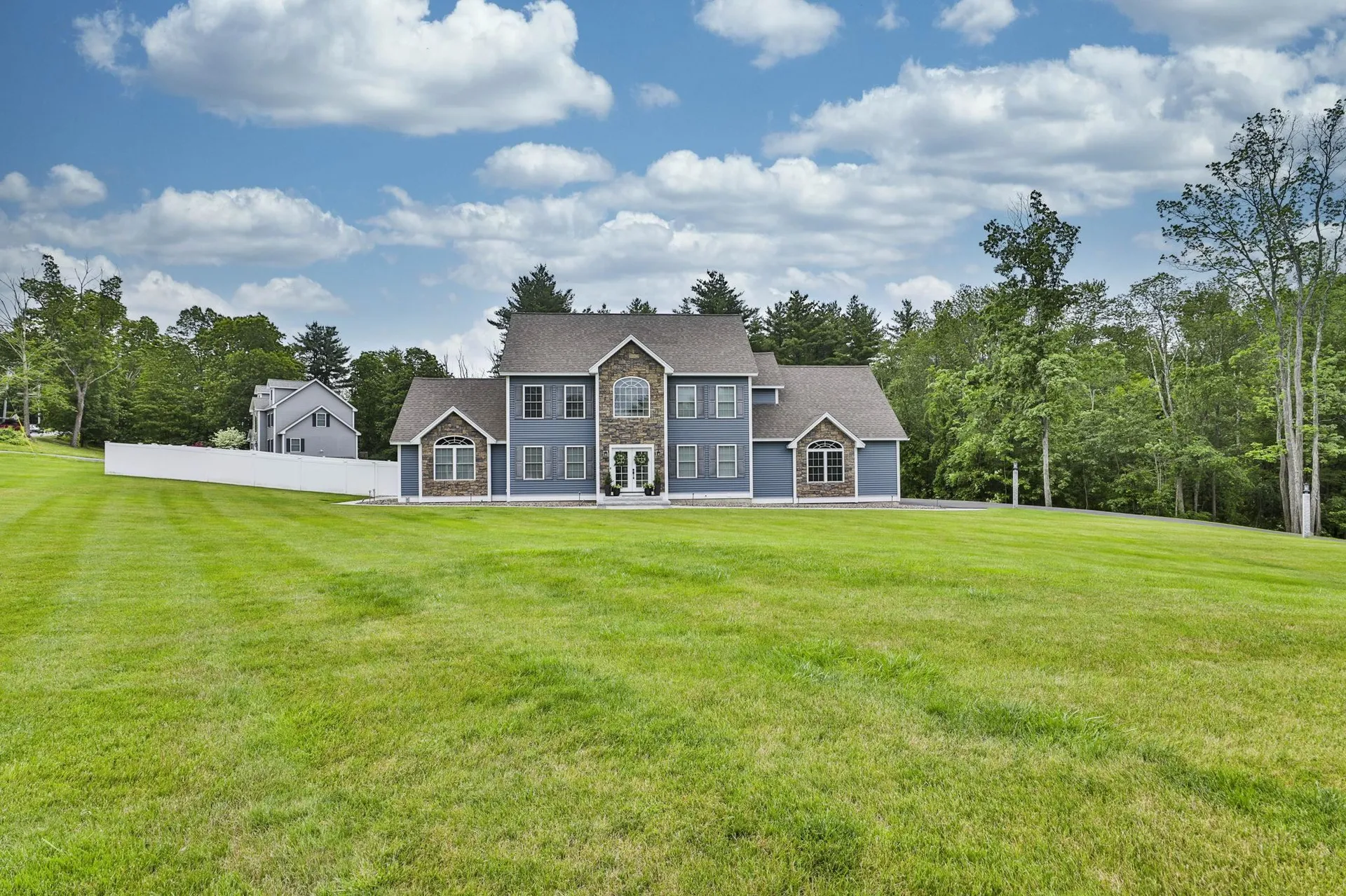 3 Pages Lane Atkinson NH 03811