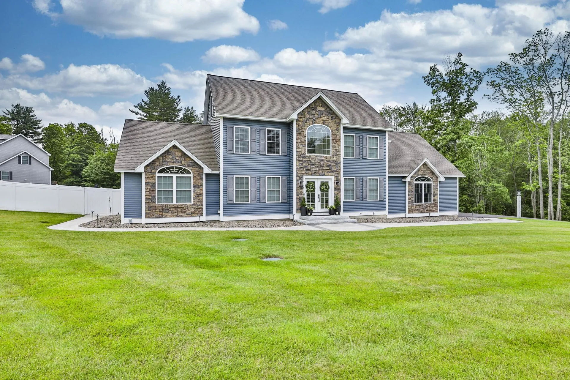 3 Pages Lane Atkinson NH 03811