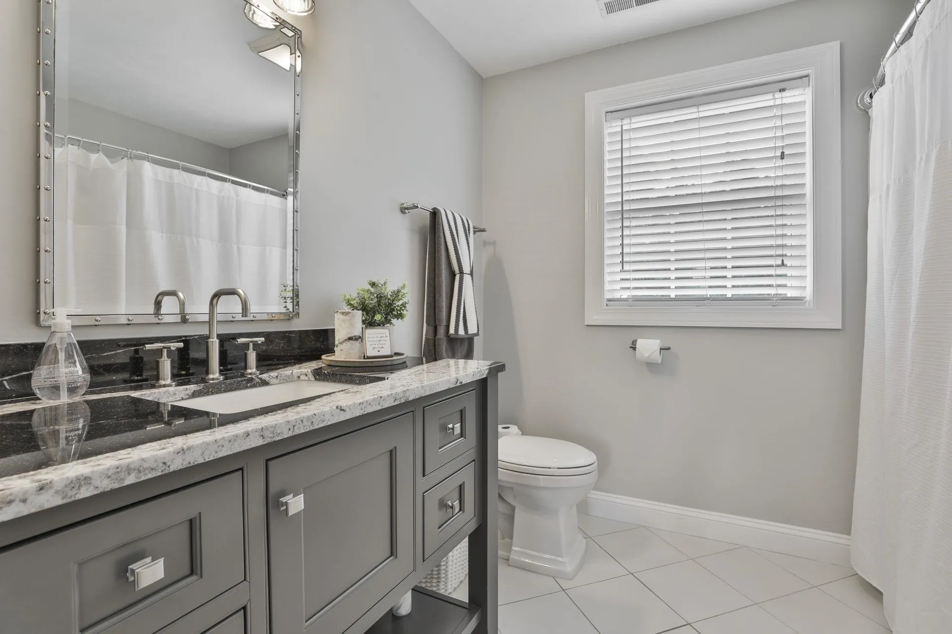 3 Pages Lane Atkinson NH 03811