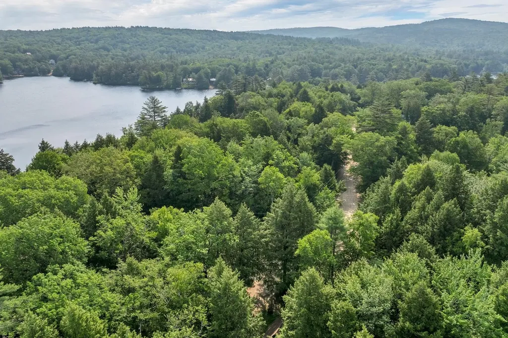 00 Patriot Lane Sanbornton NH 03269