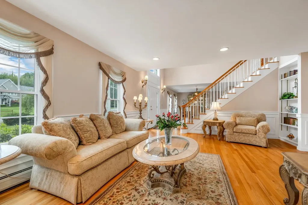 19 Knollwood Drive Gilford NH 03249