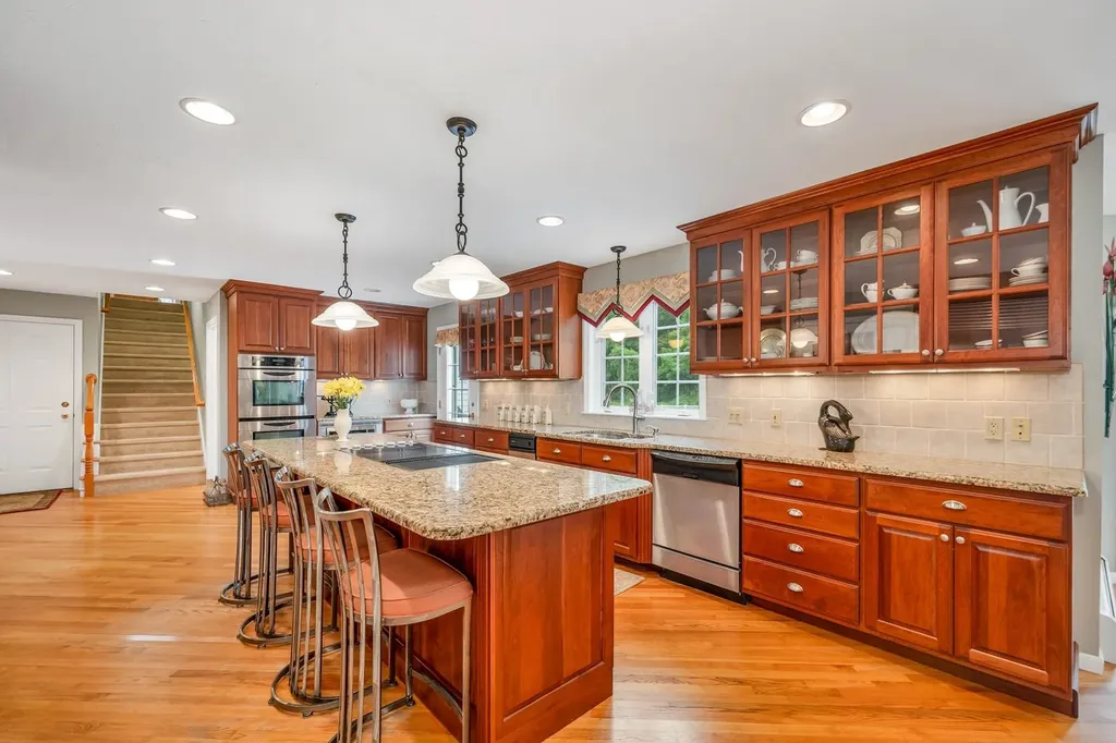 19 Knollwood Drive Gilford NH 03249