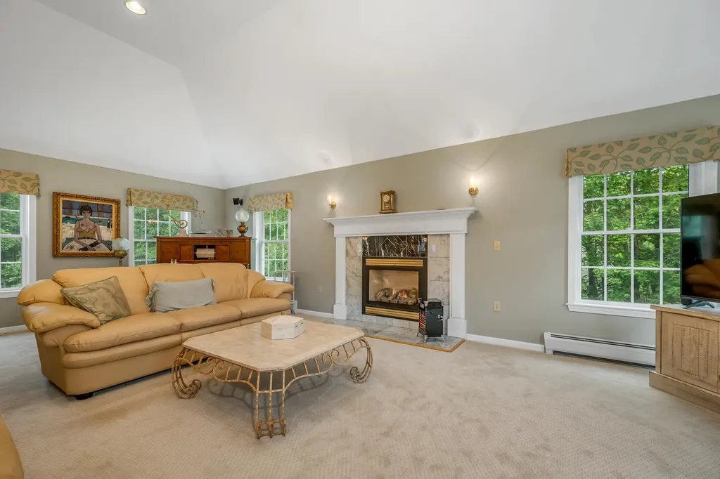 19 Knollwood Drive Gilford NH 03249