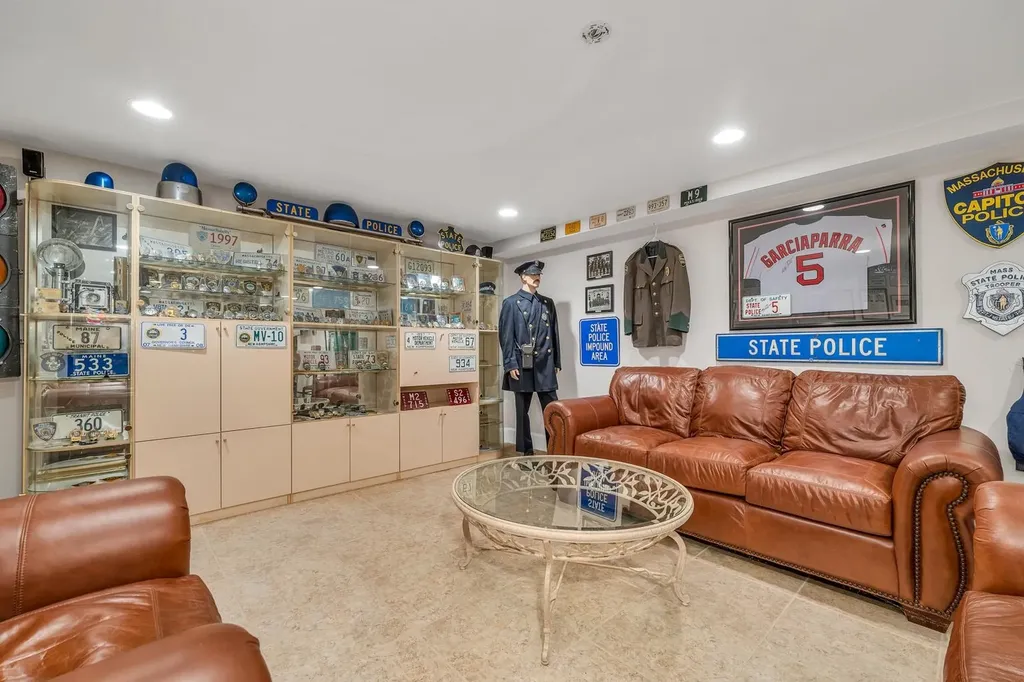 19 Knollwood Drive Gilford NH 03249