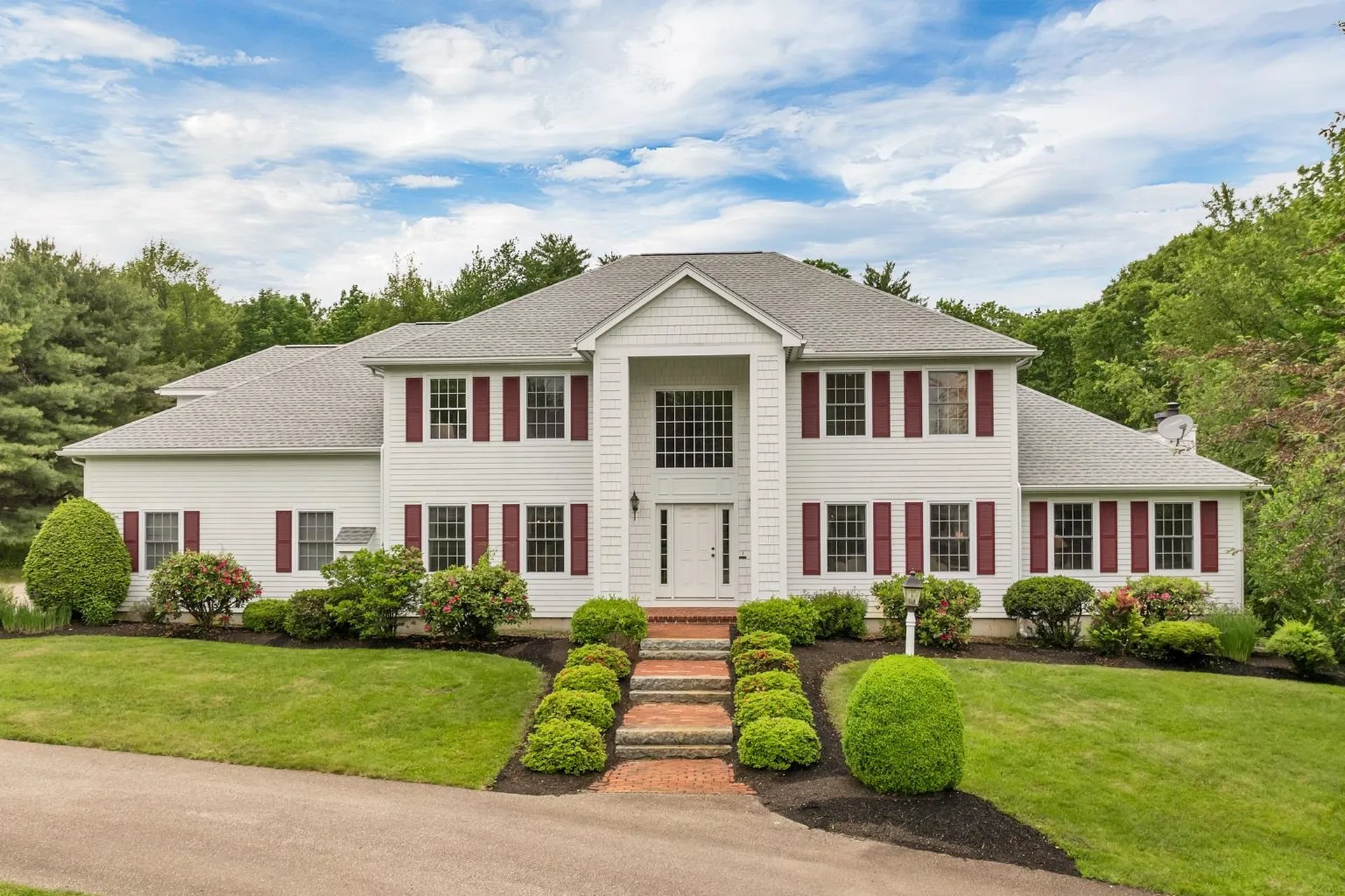 19 Knollwood Drive Gilford NH 03249