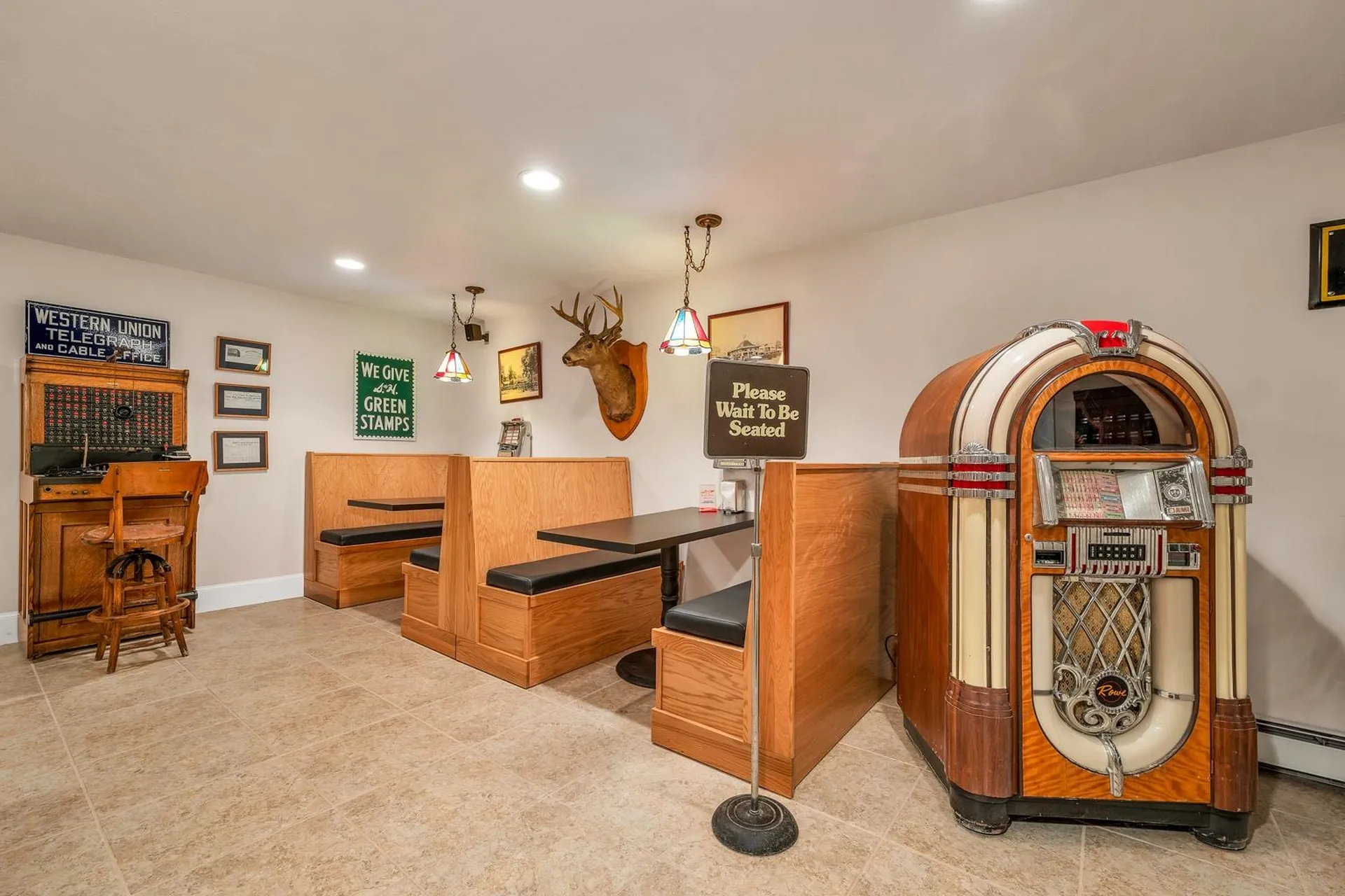 19 Knollwood Drive Gilford NH 03249