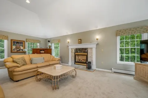 19 Knollwood Drive Gilford NH 03249