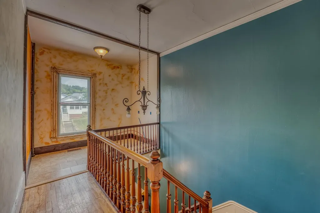 34 Union Street Littleton NH 03561