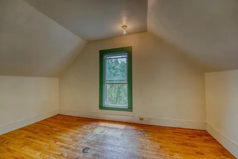 34 Union Street Littleton NH 03561