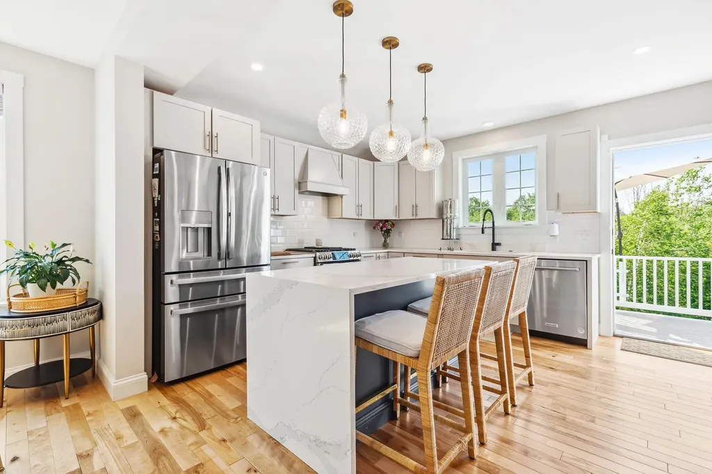 32 Green Road Newmarket NH 03857