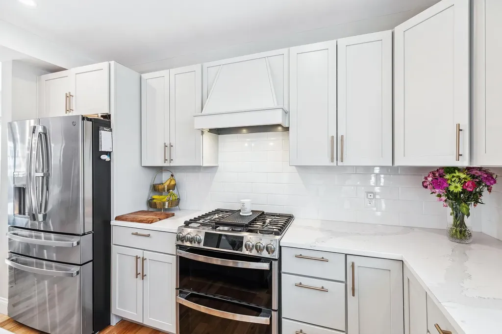 32 Green Road Newmarket NH 03857