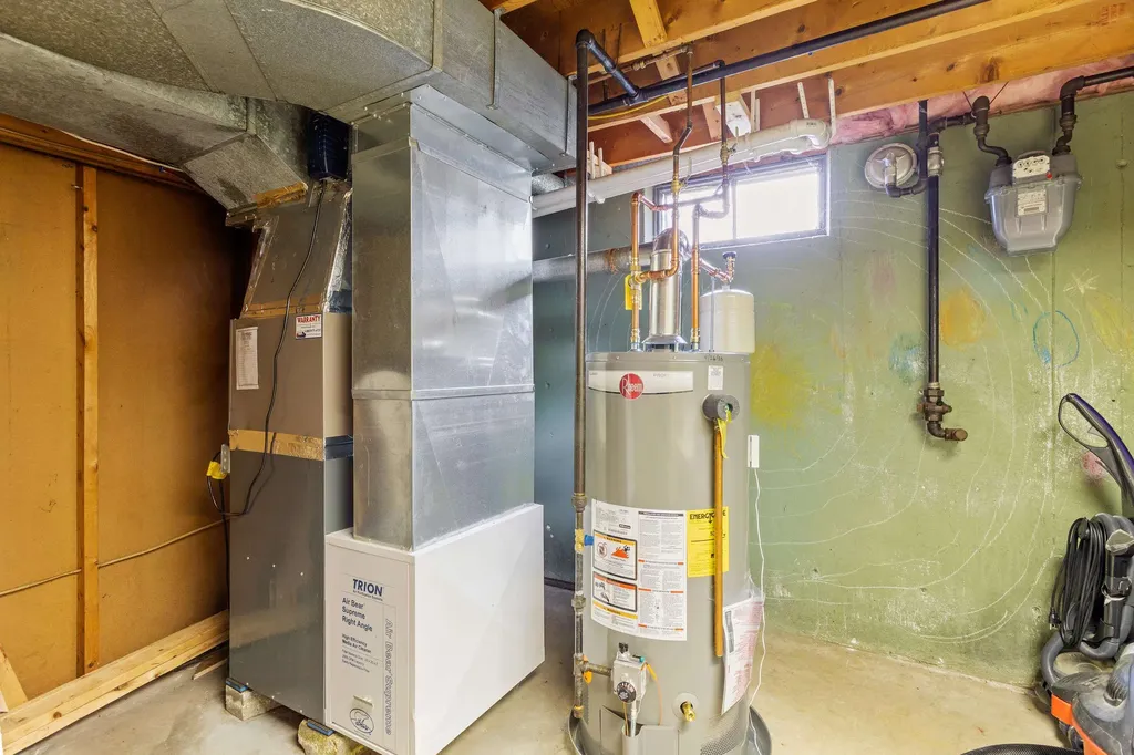 97 Mountain Road Concord NH 03301