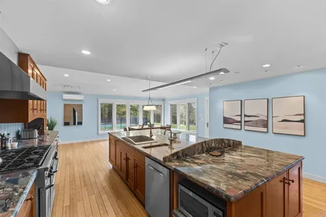 214 Upper Hollow Road Stowe VT 05672
