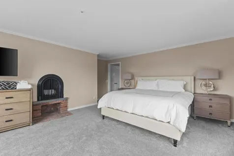 214 Upper Hollow Road Stowe VT 05672