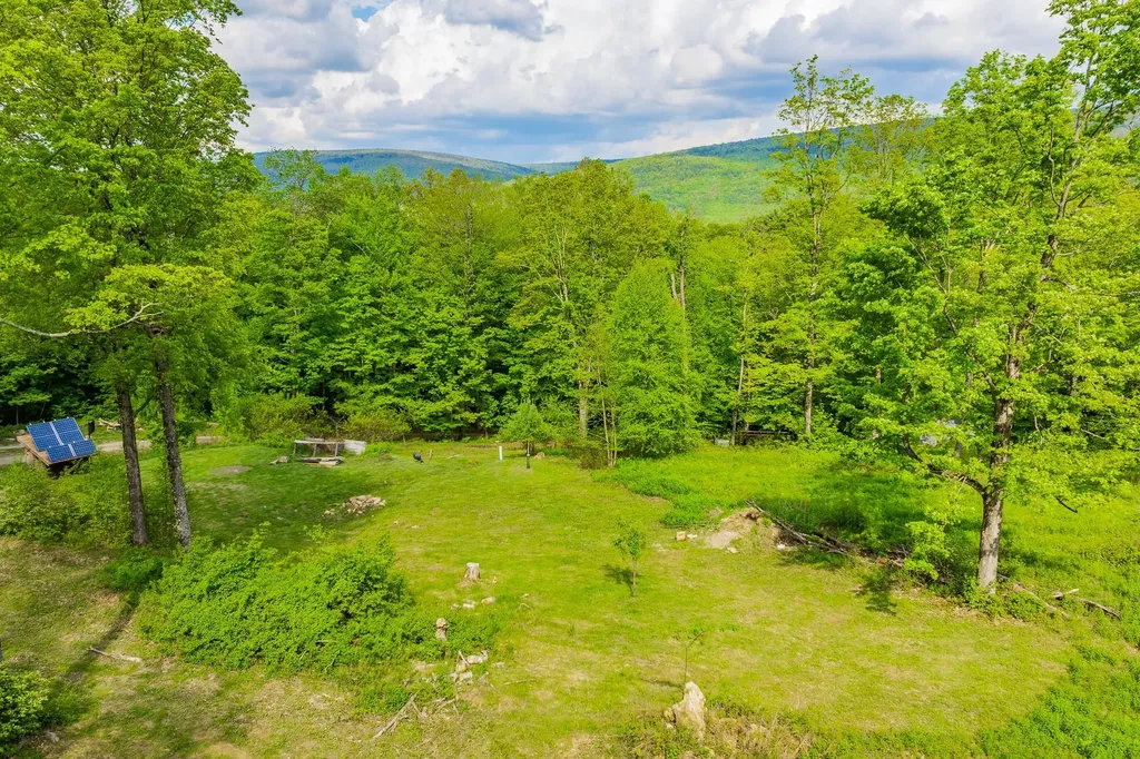 417 Maple Hill Road Arlington VT 05250