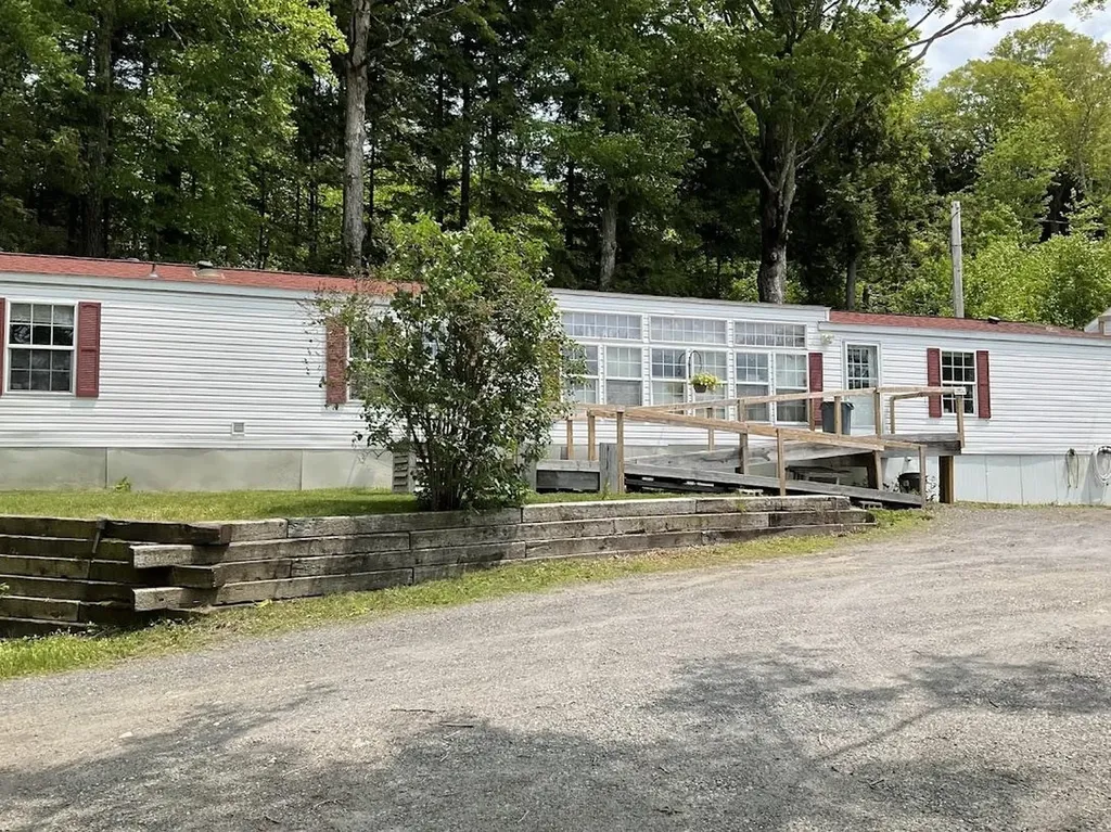 107 Kingsbury Road Walpole NH 03608