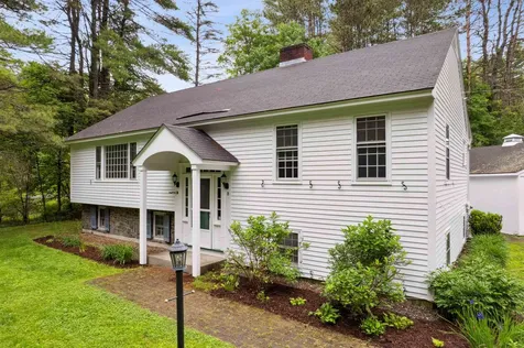 8 Willow Spring Lane Hanover NH 03755