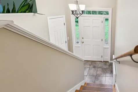 8 Willow Spring Lane Hanover NH 03755