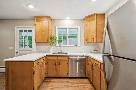 8 Willow Spring Lane Hanover NH 03755