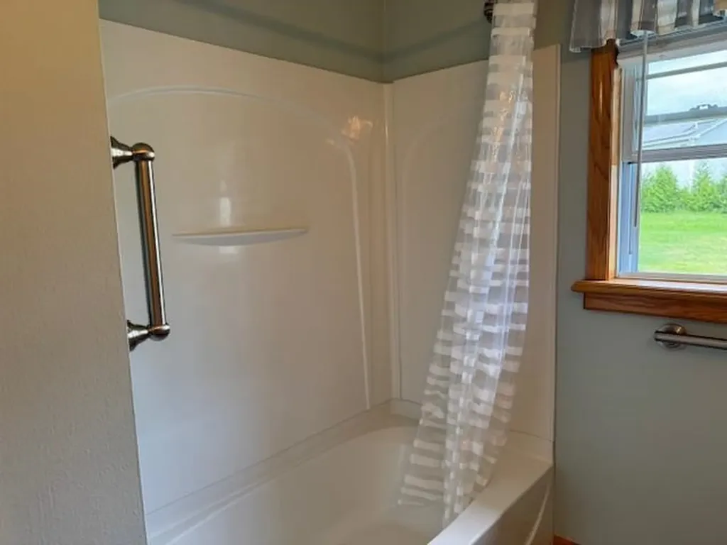 7 Circle Drive Essex VT 05452