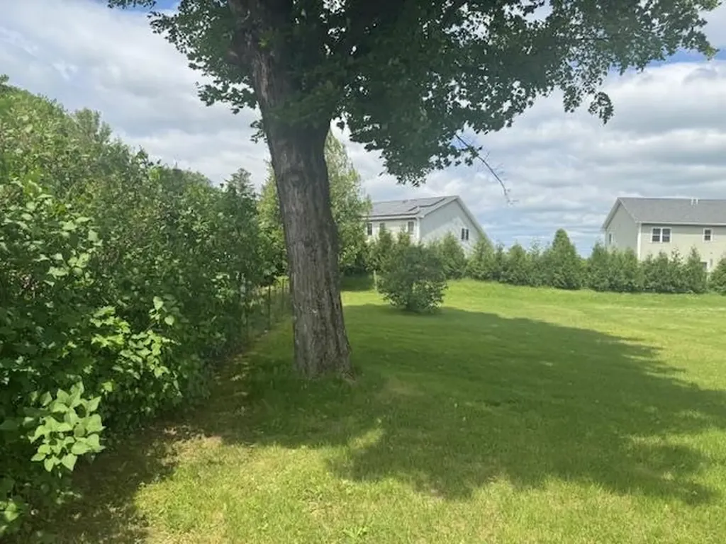7 Circle Drive Essex VT 05452