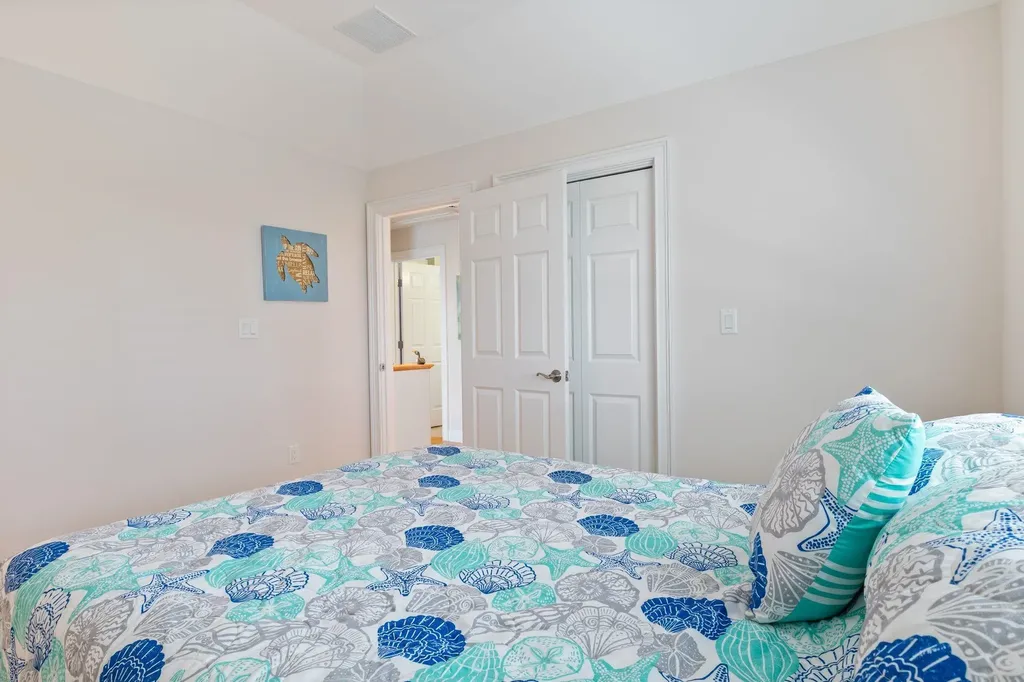 5 Fellows Avenue Hampton NH 03842