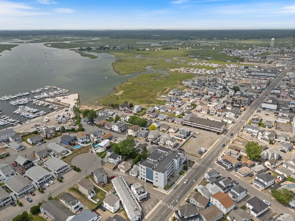 5 Fellows Avenue Hampton NH 03842