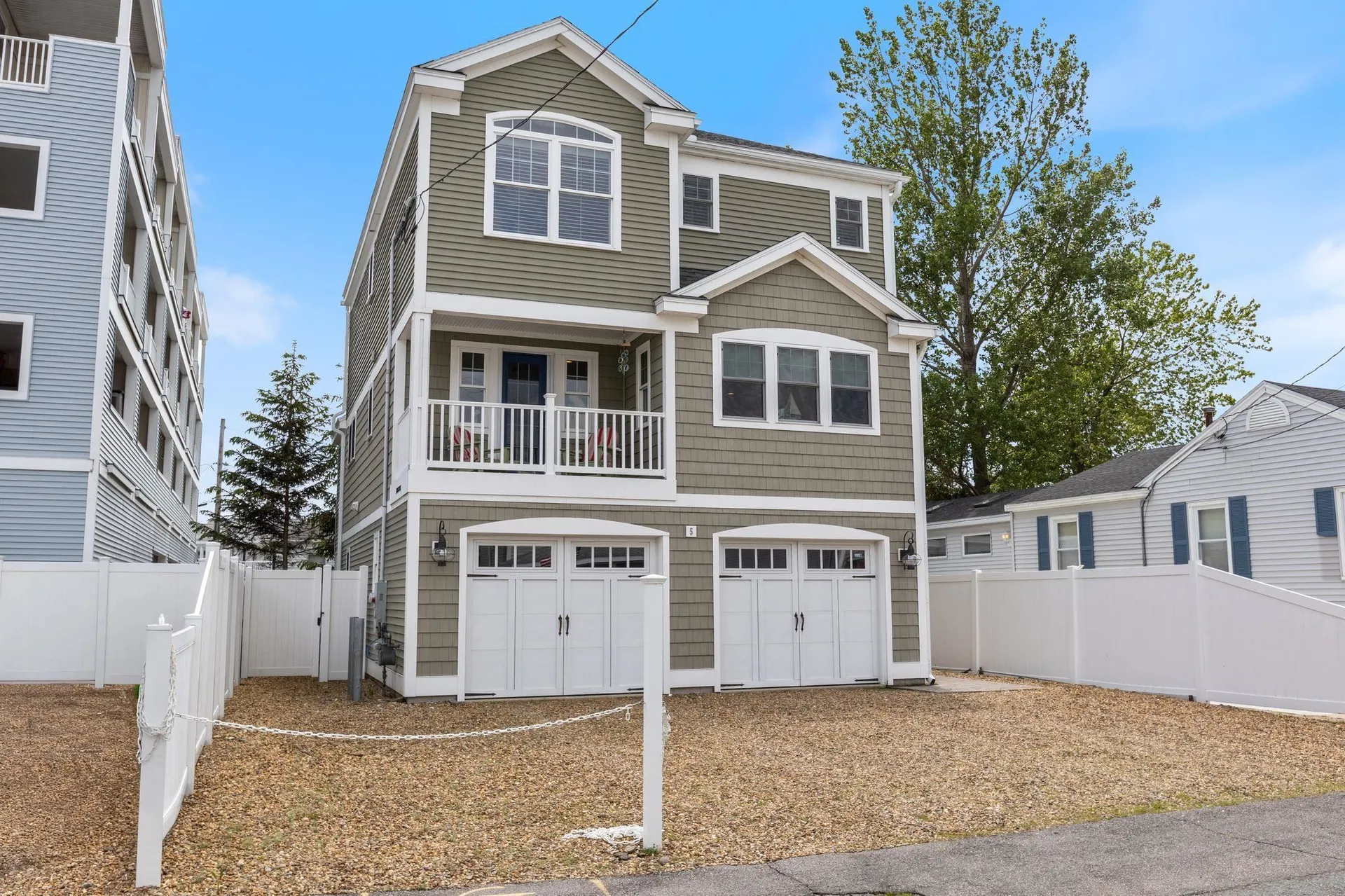 5 Fellows Avenue Hampton NH 03842